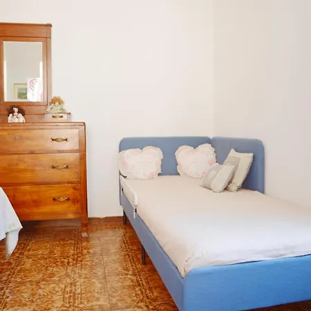 La Piazza - Vacanze Apartment *