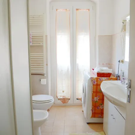 La Piazza - Vacanze Appartement *